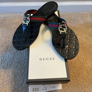 Authentic Gucci Sandals.. Worn twice.